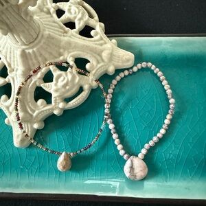 Rock it -
Bracelets approximately 7 to 8 inches